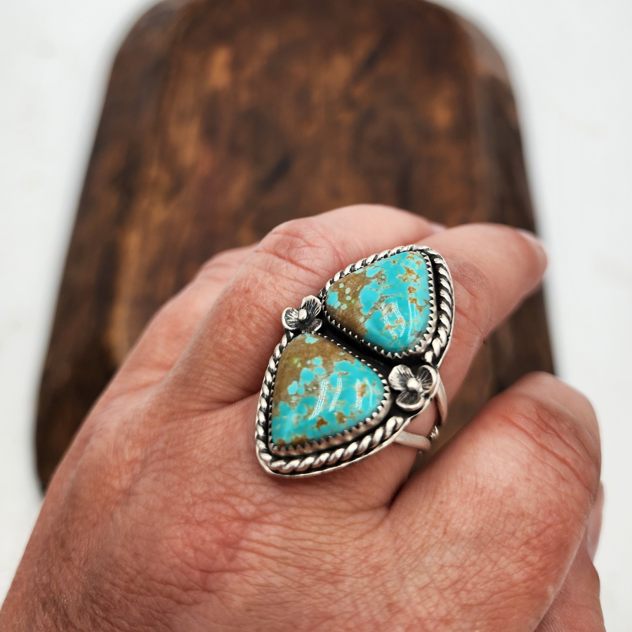 #8 Turquoise Flower Ring