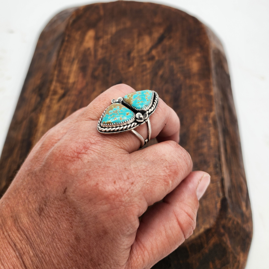 #8 Turquoise Flower Ring